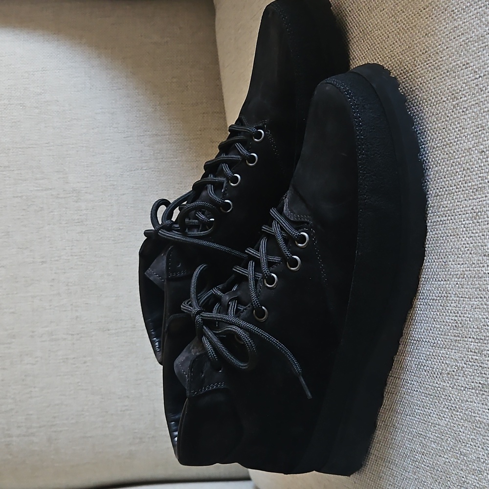 Tarvas Nubuck Boots-Made In Finland